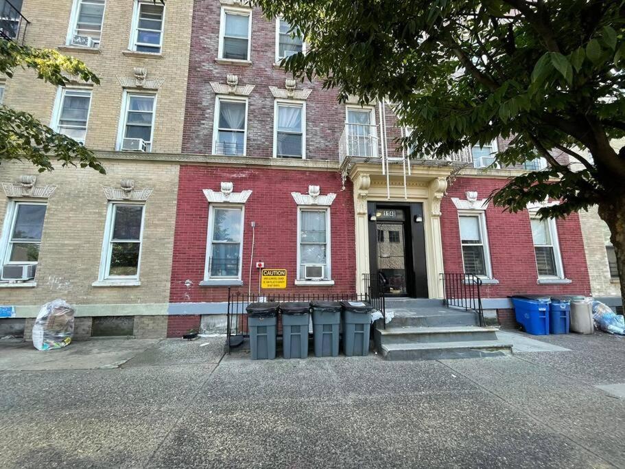 Elegant Nyc Apt 2Bedrooms 14 Minutes To Times Square! 위호켄 외부 사진